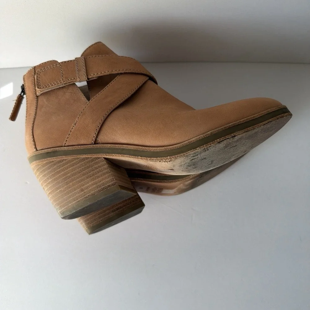 Eileen Fisher Women's 8.5 Boots Booties Brown Tan Leather Boho Cowgirl Country